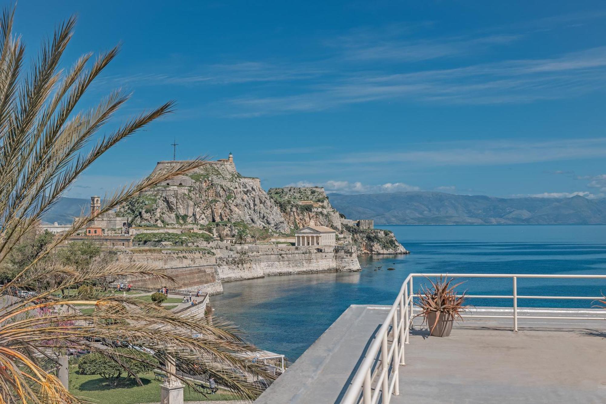 Old Fortress View Roof Top Apartment By Konnect Corfu  Bagian luar foto